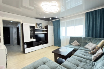 2-к квартира, 49,8 м², 7/10 эт.